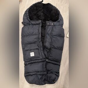 7 A.M. Evolution 212 blanket plush Black